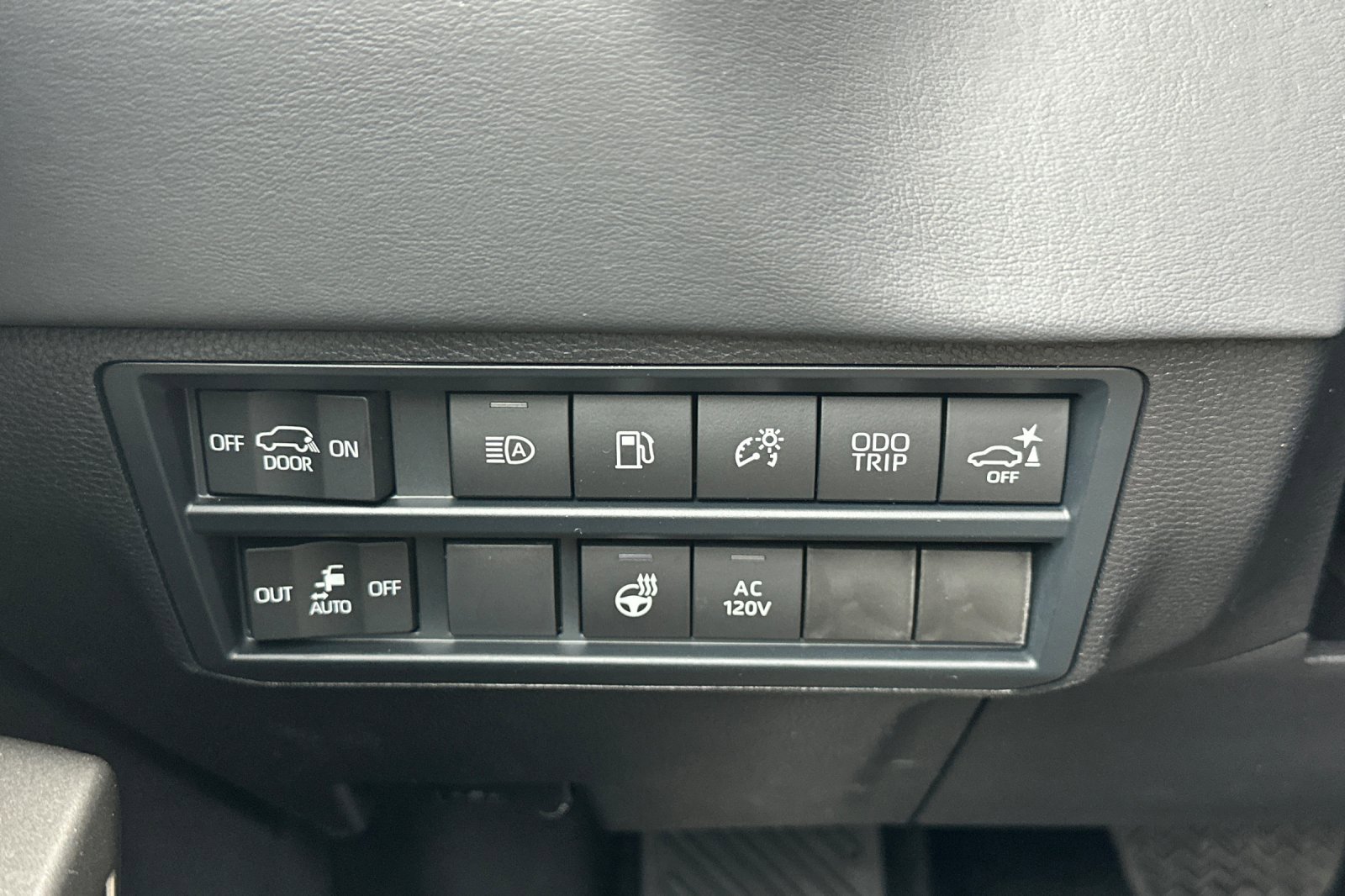 New 2026 Toyota Sequoia Platinum image 25