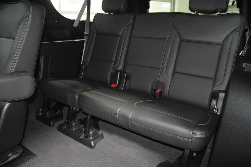 Used 2024 GMC Yukon XL Denali AWD/4WD image 45