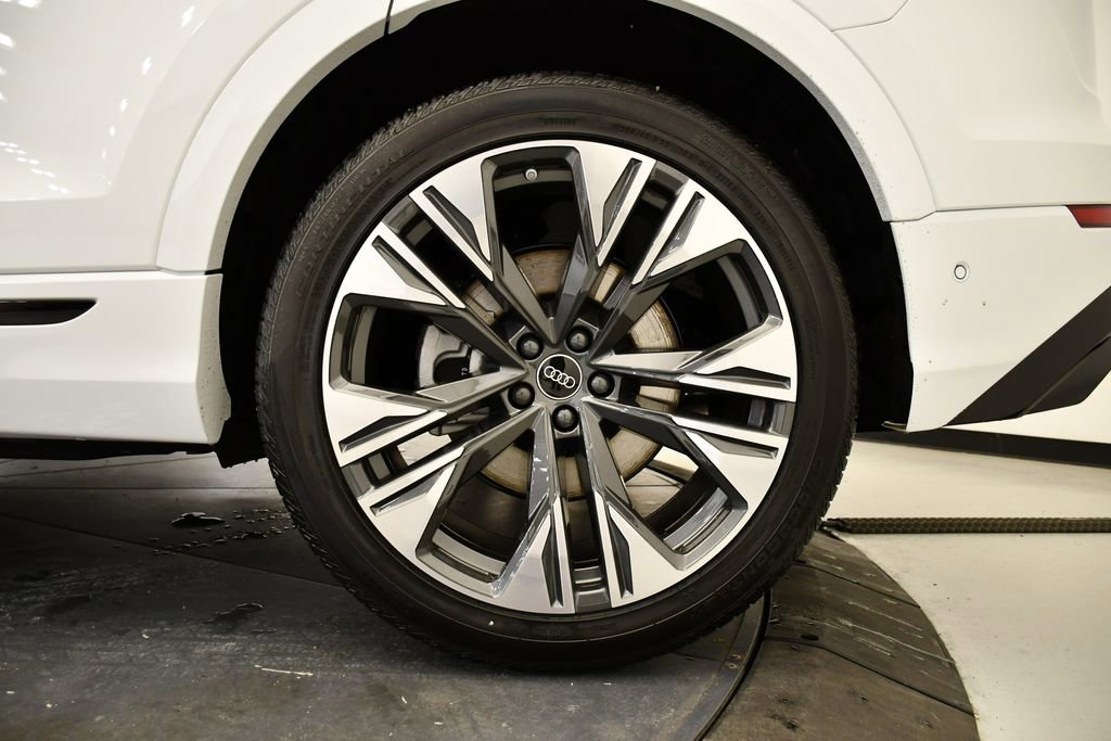 New 2026 Audi Q8 Premium Plus image 15