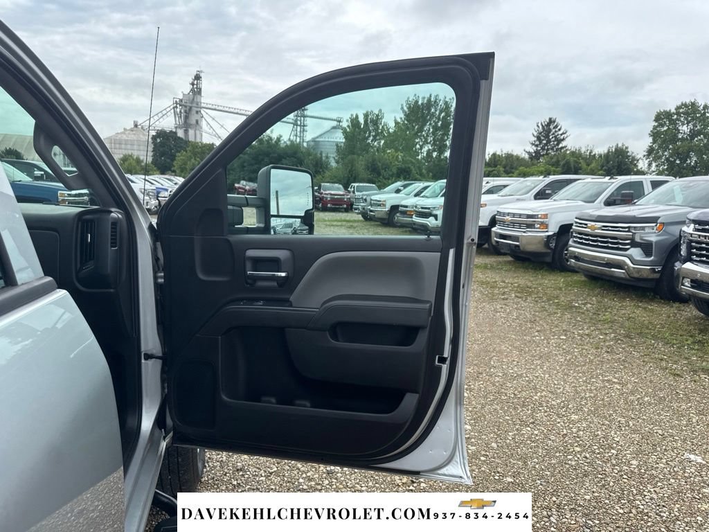 Used 2018 Chevrolet Silverado 3500 W/T w/ WT Convenience Package AWD/4WD image 30