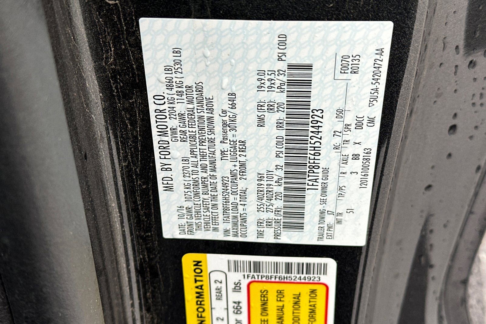 Used 2017 Ford Mustang GT Premium w/ GT Performance Package image 32