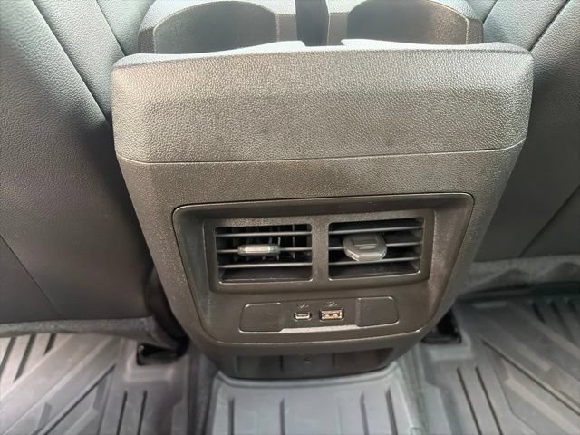 Used 2023 Chevrolet Colorado LT w/ LT Convenience Package III AWD/4WD image 19