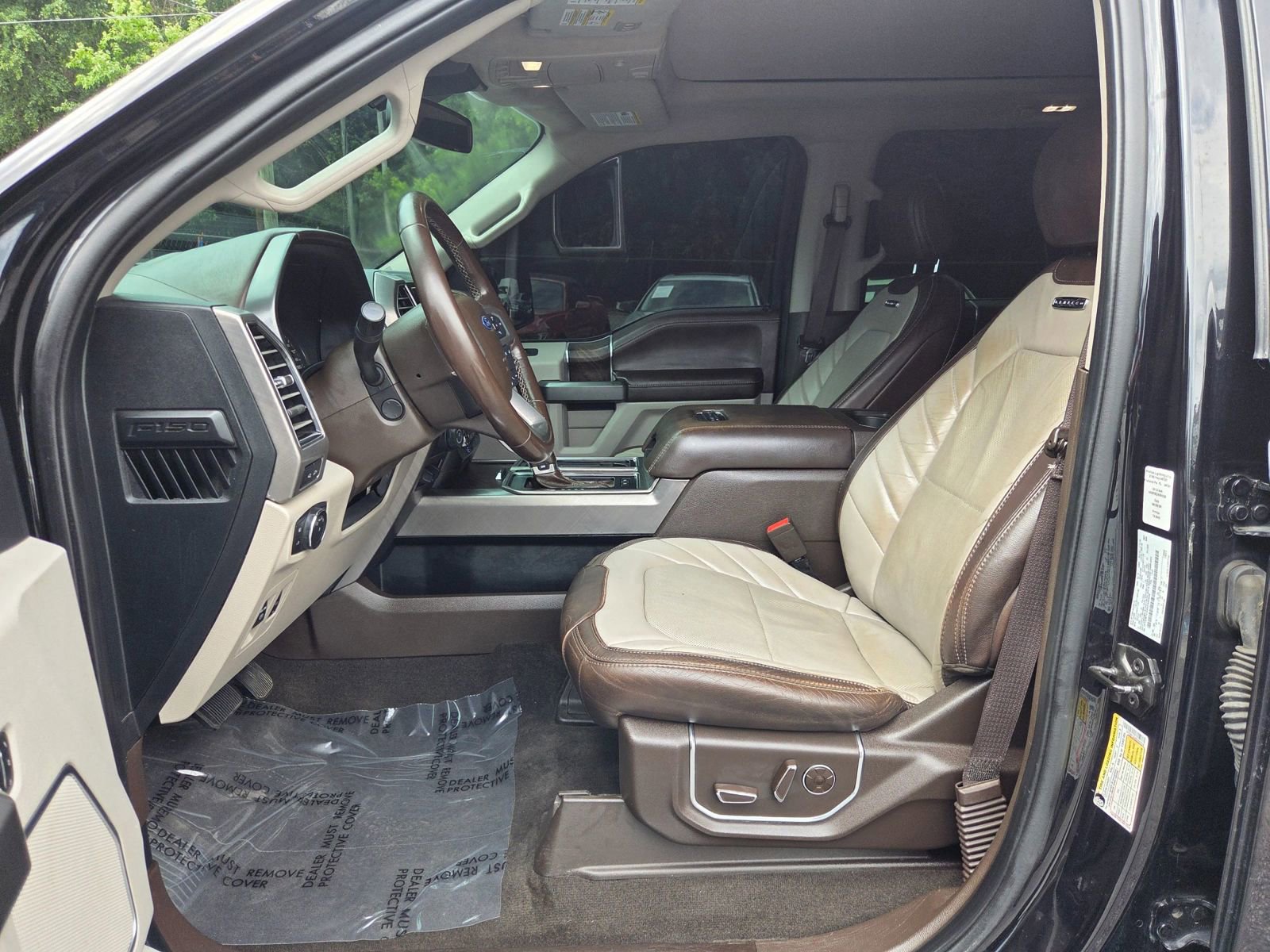 Used 2019 Ford F150 Limited w/ Trailer Tow Package RWD image 12