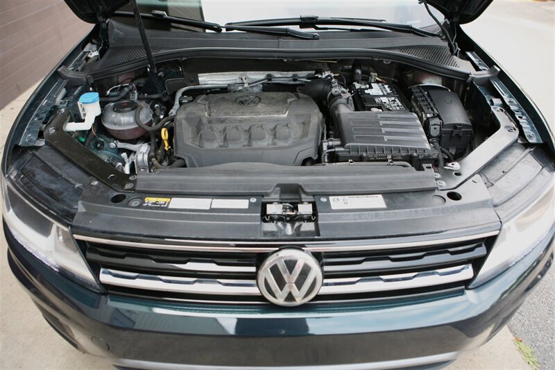 Used 2018 Volkswagen Tiguan SE AWD/4WD image 7