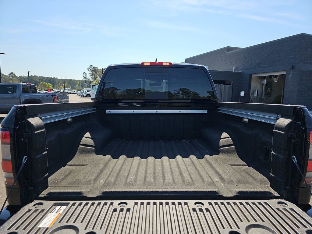 Used 2025 Nissan Frontier PRO-4X w/ Pro Premium Package image 15