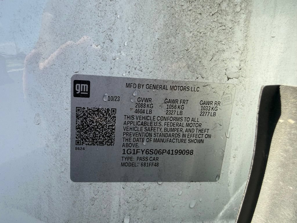 Used 2023 Chevrolet Bolt EUV LT w/ Convenience Package FWD image 32