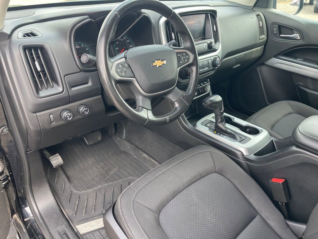Used 2021 Chevrolet Colorado LT w/ Redline Special Edition image 5