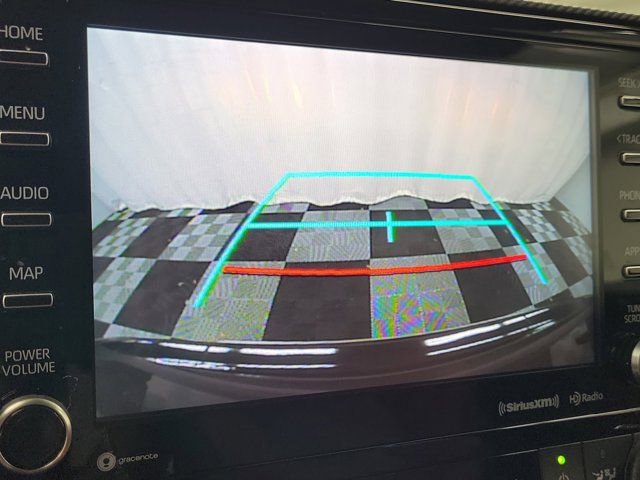 Used 2022 Toyota Highlander XSE FWD image 29
