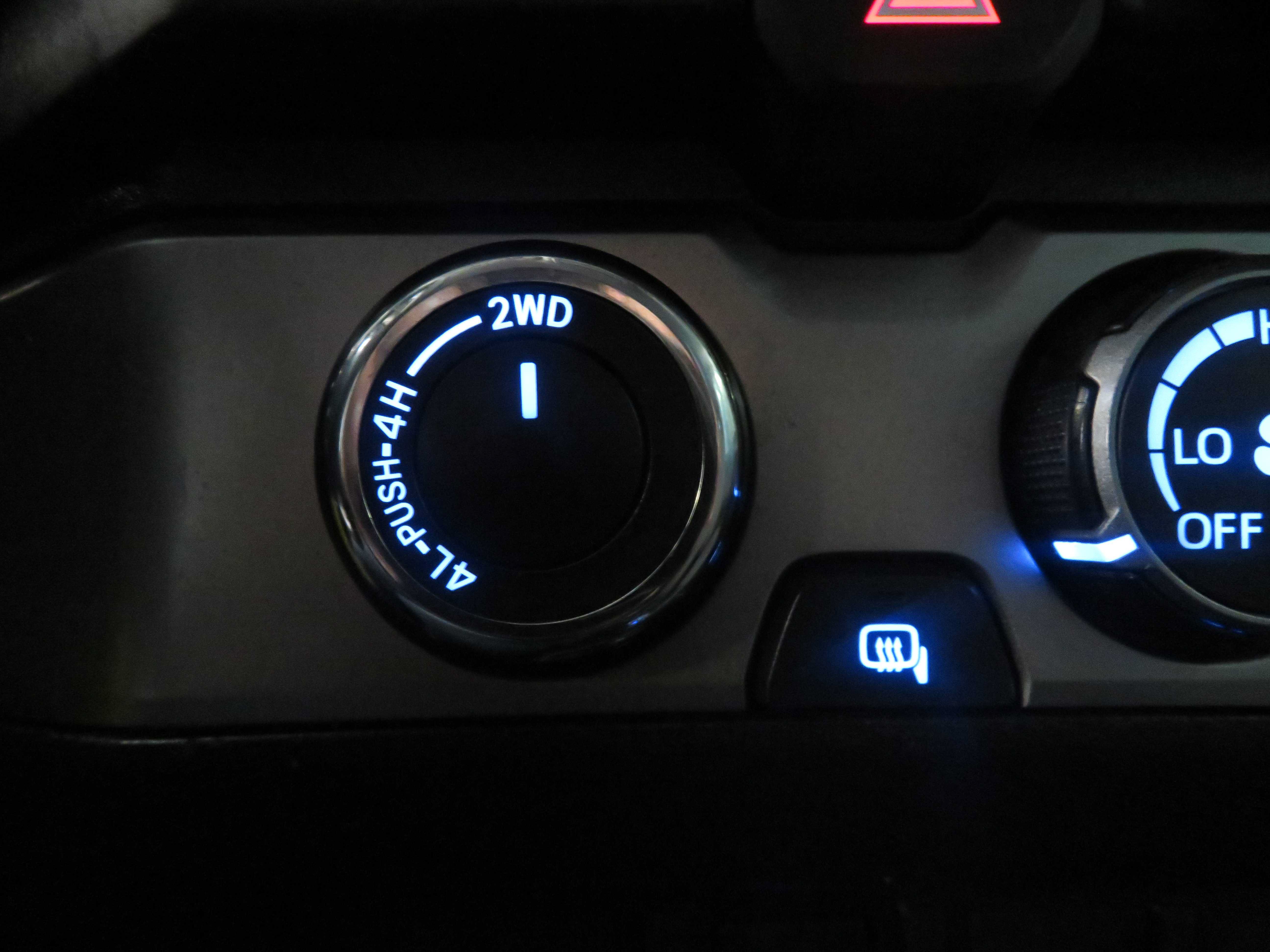 Used 2020 Toyota Tacoma SR AWD/4WD image 41