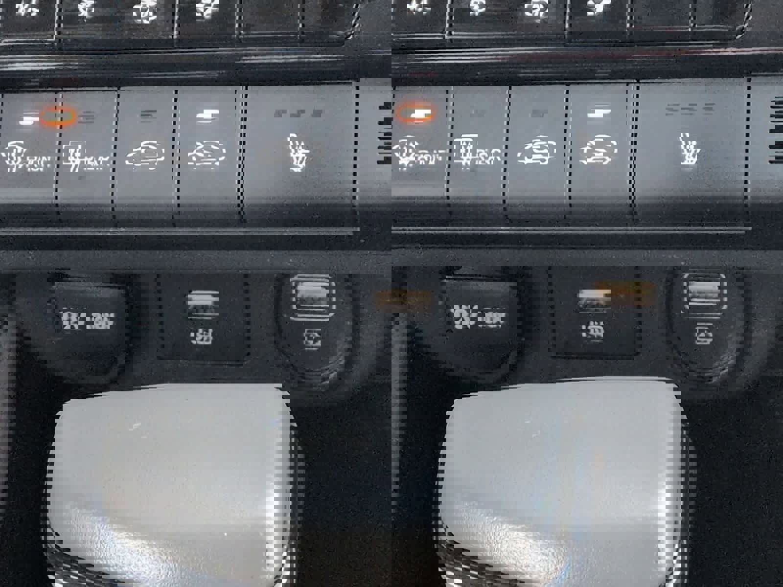 Used 2023 Hyundai Elantra SEL w/ Convenience Package image 32