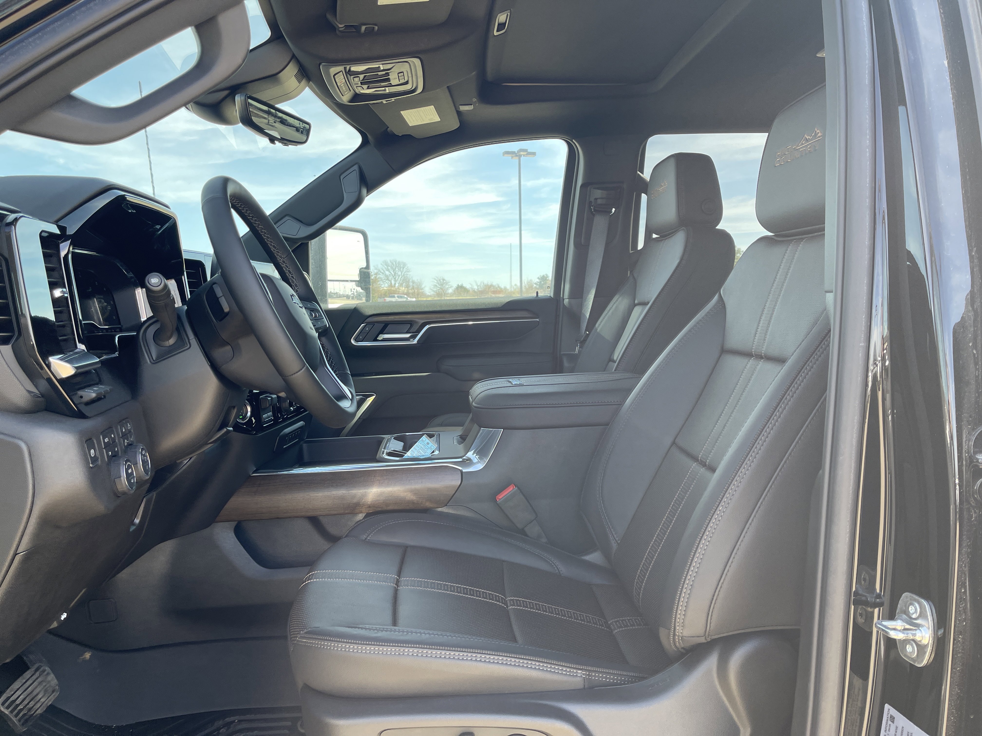 New 2025 Chevrolet Silverado 2500 High Country w/ Midnight Edition image 34