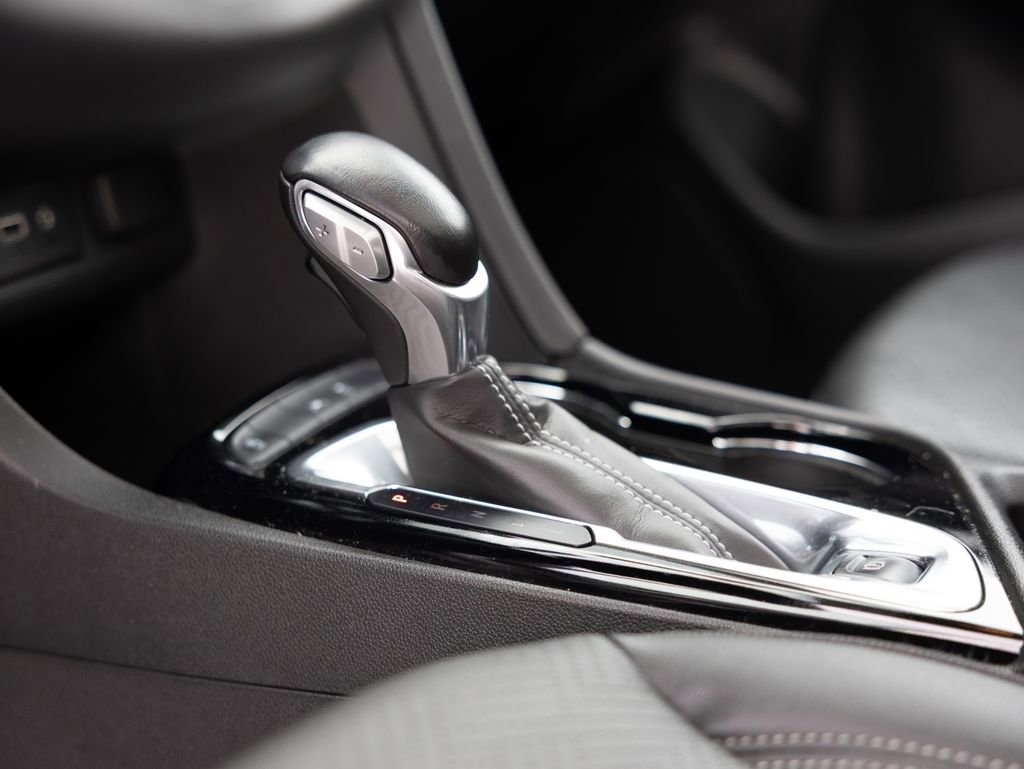 Used 2023 Buick Encore GX Essence w/ Experience Buick Package image 23