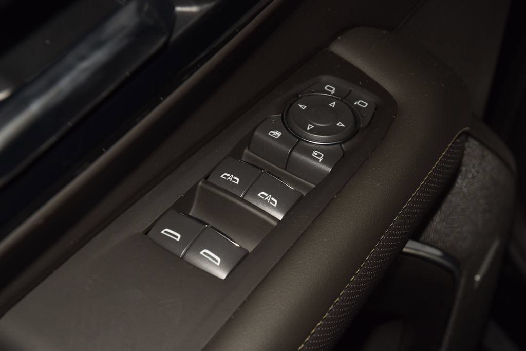 New 2026 Chevrolet Suburban Premier AWD/4WD image 50