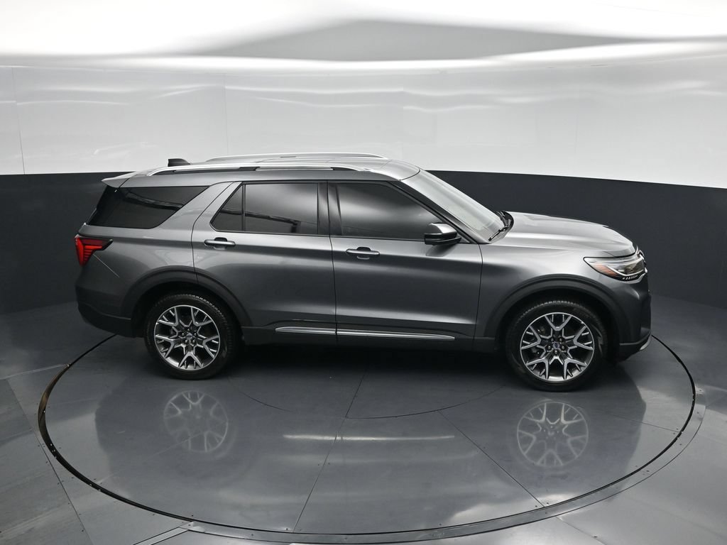 Certified 2025 Ford Explorer Platinum w/ Ultimate Package AWD/4WD image 56