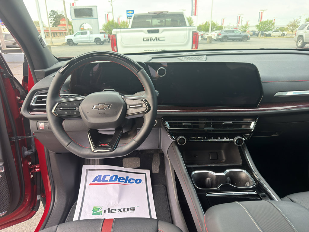 Used 2026 Chevrolet Traverse RS image 15
