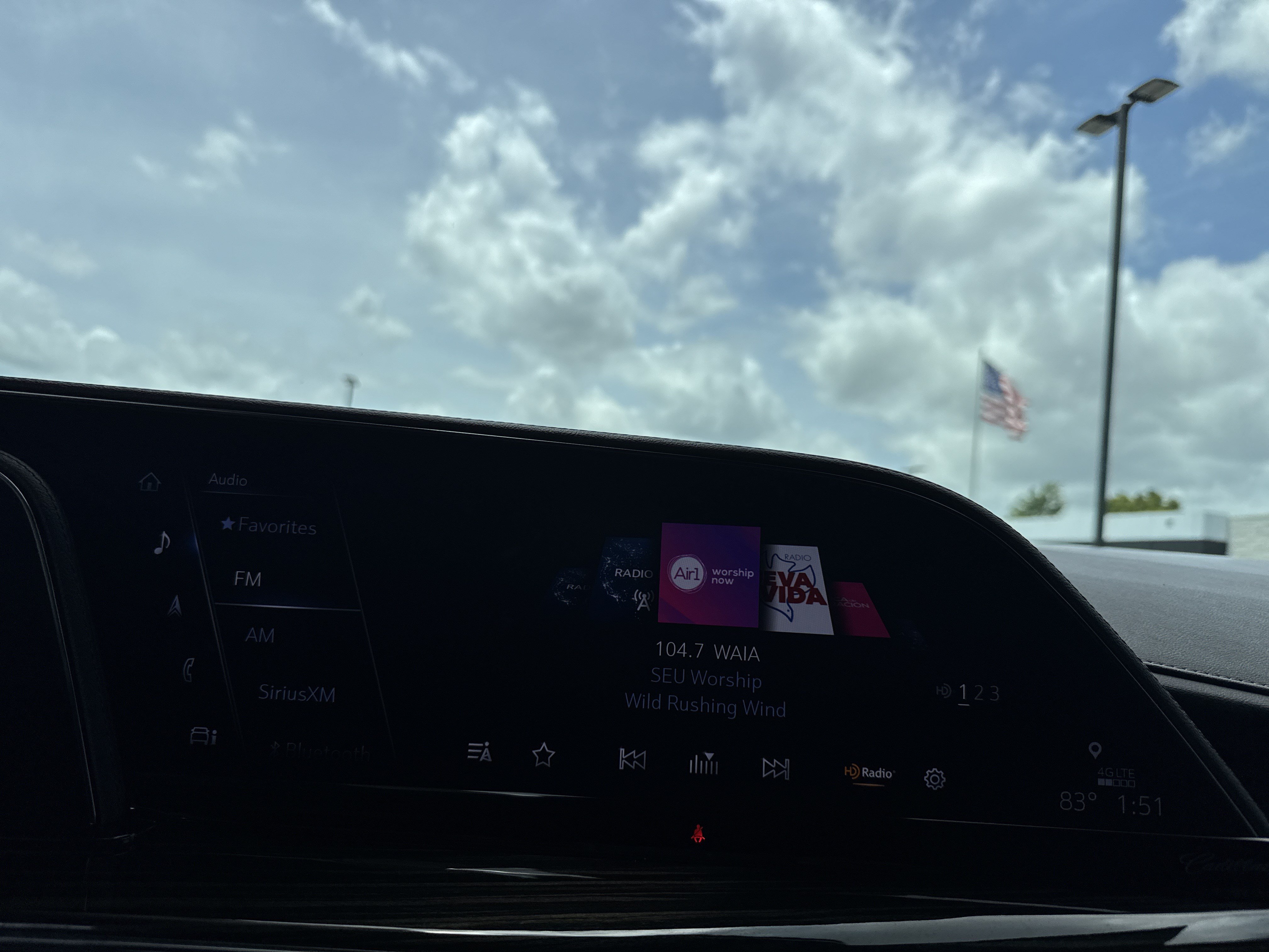 Used 2022 Cadillac Escalade Sport w/ Touring Package AWD/4WD image 25