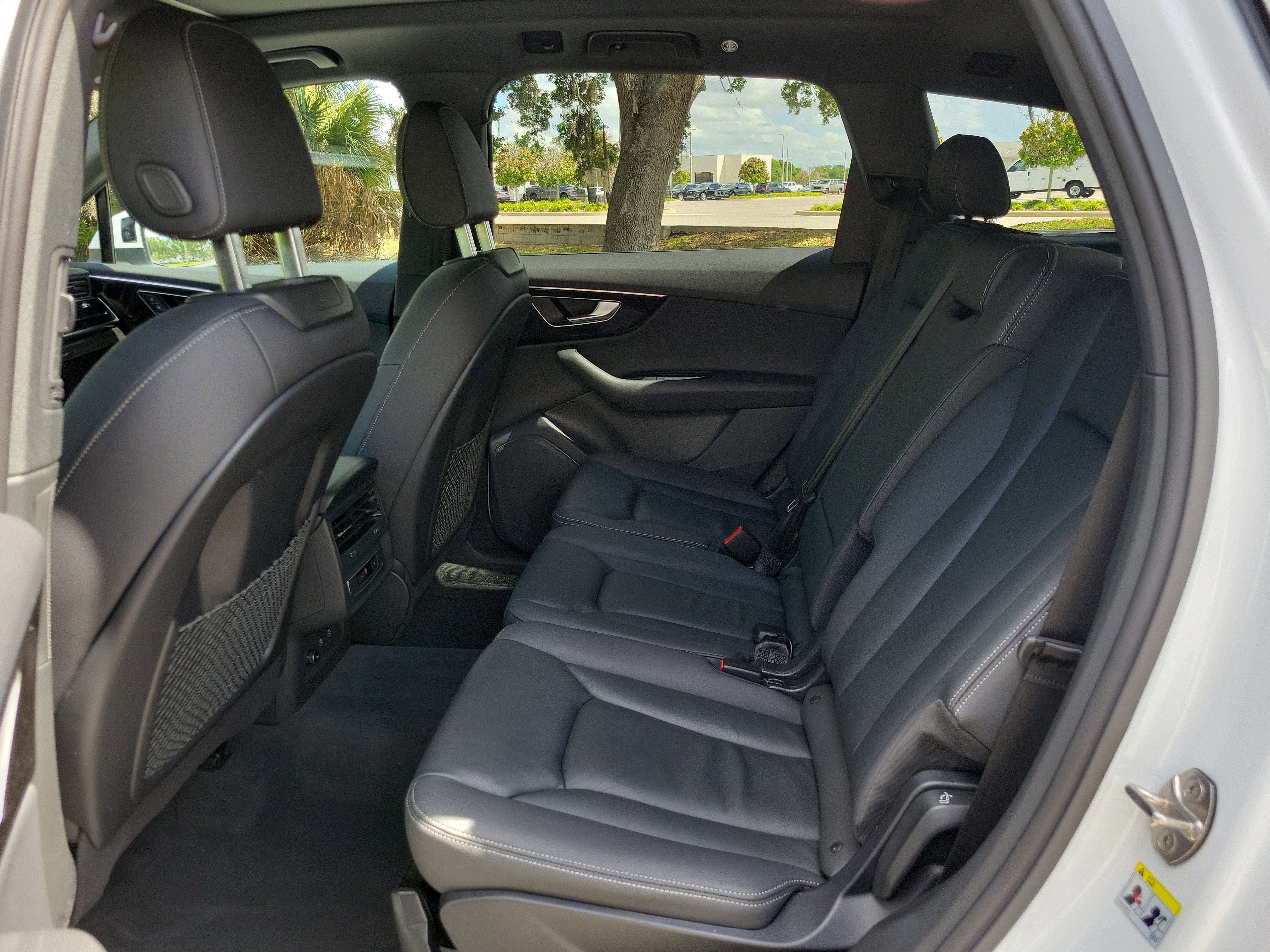 Certified 2025 Audi Q7 2.0T Premium AWD/4WD image 16
