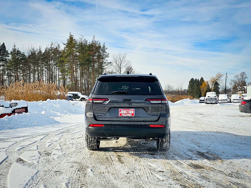 New 2025 Jeep Grand Cherokee L Limited w/ Black Appearance Package image 5