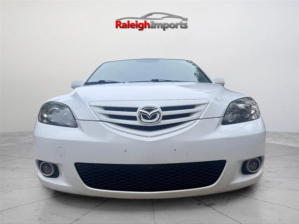 Used 2004 MAZDA MAZDA3 s w/ Moonroof & 6-CD Pkg FWD image 2