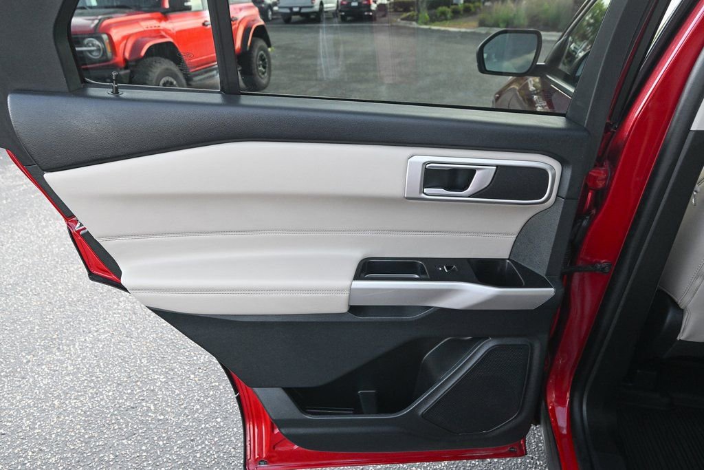 Certified 2023 Ford Explorer XLT w/ Equipment Group 202A image 24