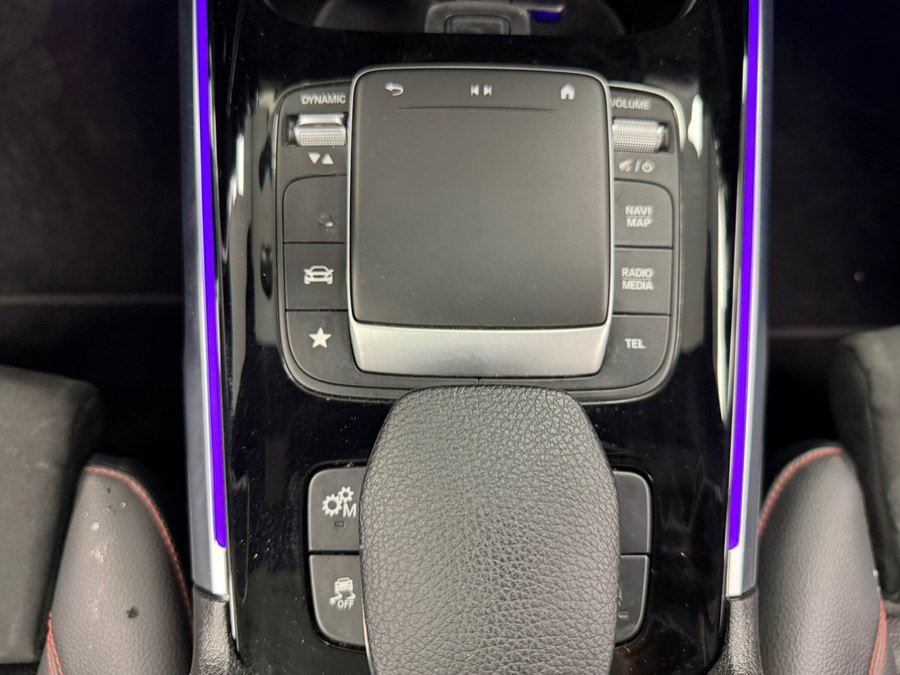 Used 2022 Mercedes-Benz GLB 35 AMG 4MATIC image 45