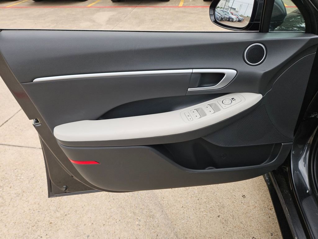Used 2025 Hyundai Sonata SEL image 14