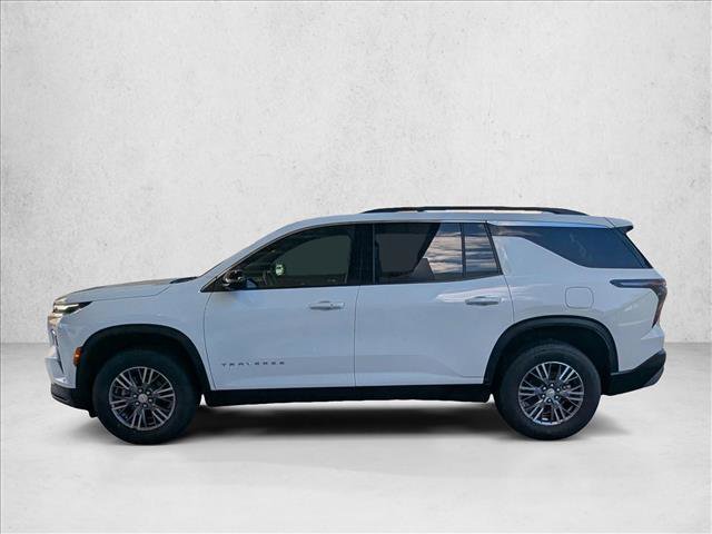 Used 2024 Chevrolet Traverse LT image 9