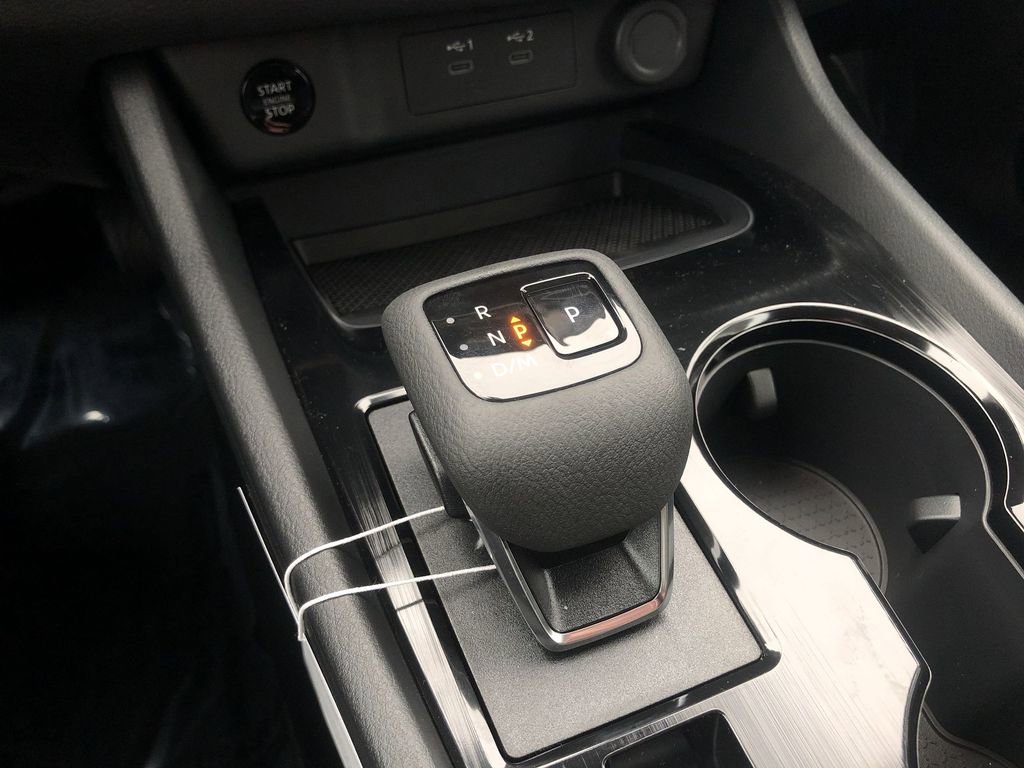 Certified 2025 Nissan Rogue S image 26