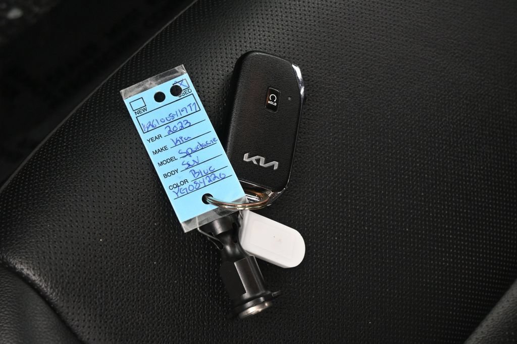 Used 2023 Kia Sportage EX FWD image 19