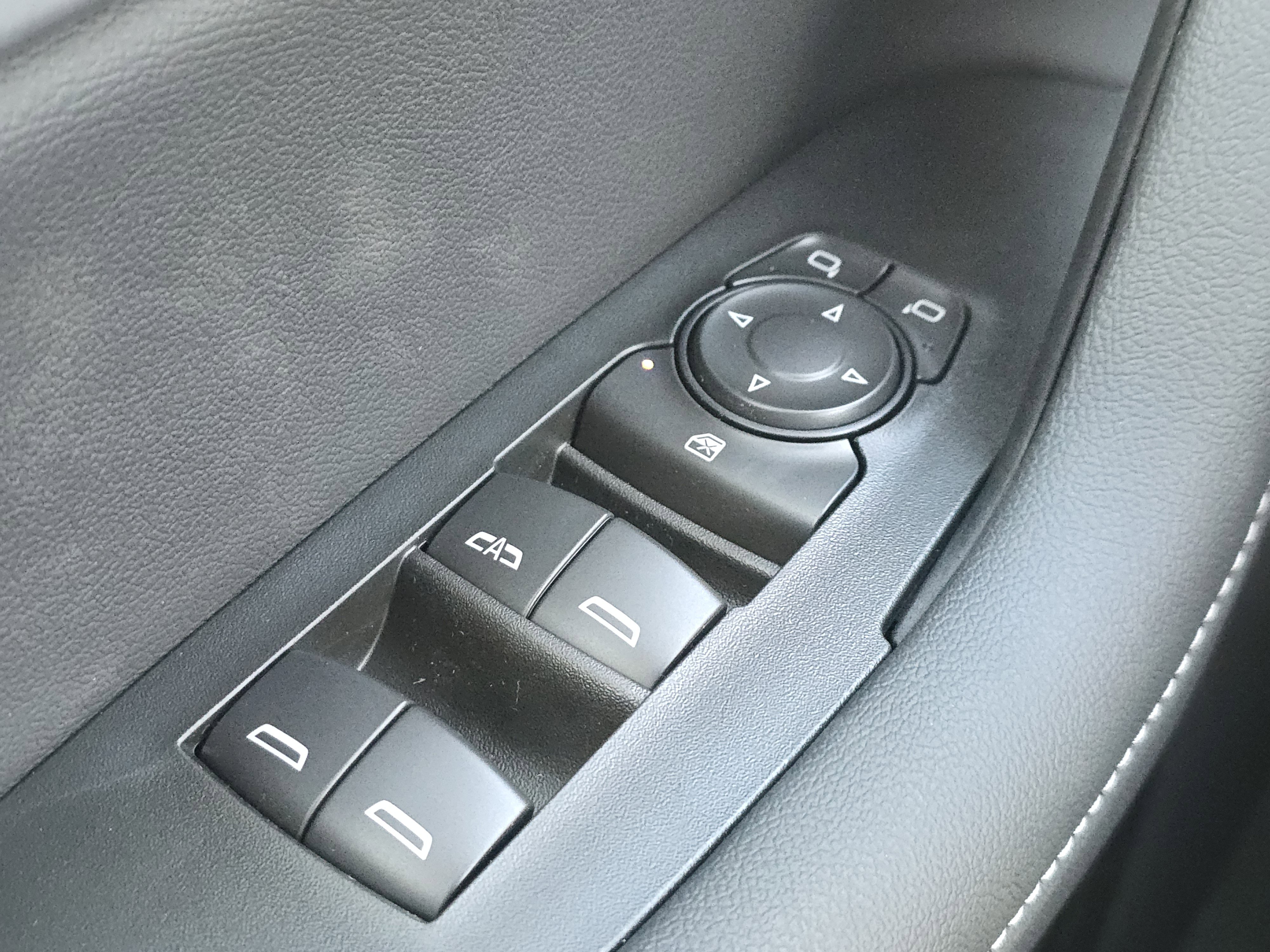 New 2026 Chevrolet Blazer LT w/ Convenience Package image 24