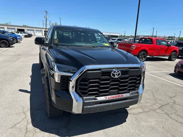 Used 2022 Toyota Tundra SR5 w/ TRD Off-Road Package AWD/4WD image 26