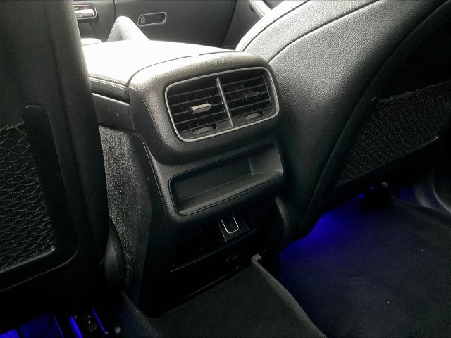 Used 2021 Mercedes-Benz GLE 350 w/ Premium Package image 12