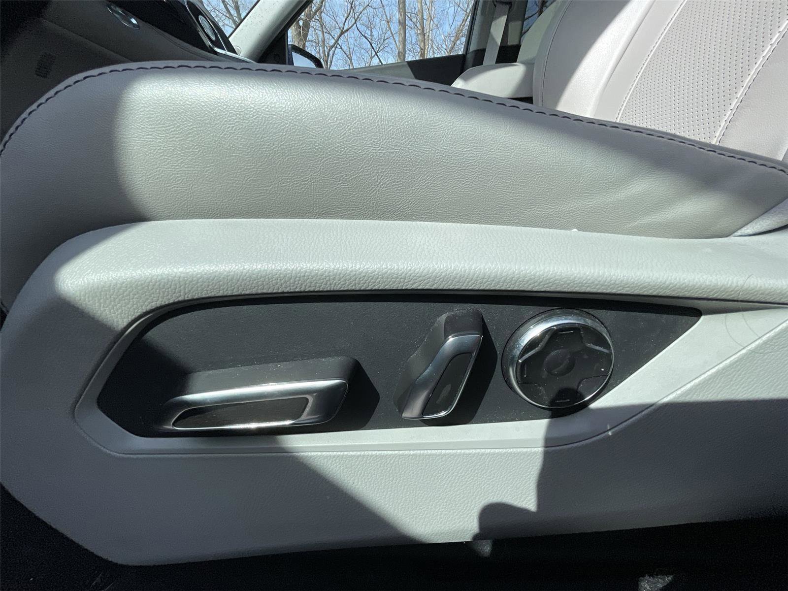 Certified 2023 Acura RDX FWD w/ Technology Package image 13