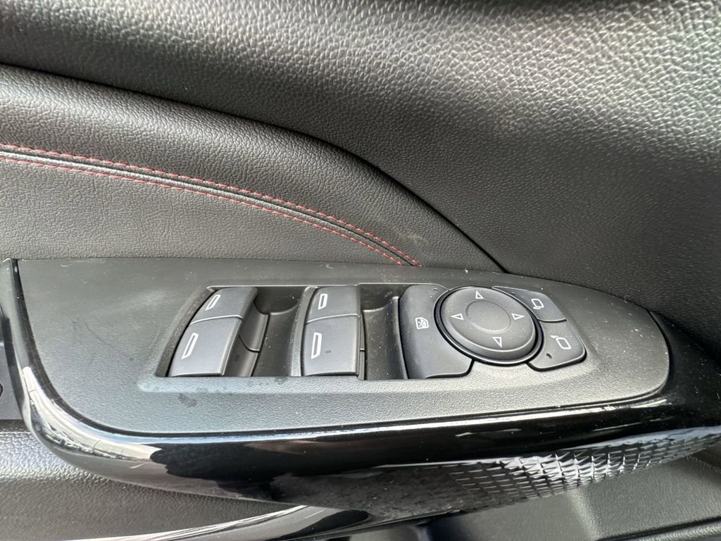 New 2026 Chevrolet Trax RS w/ Sunroof Package image 13