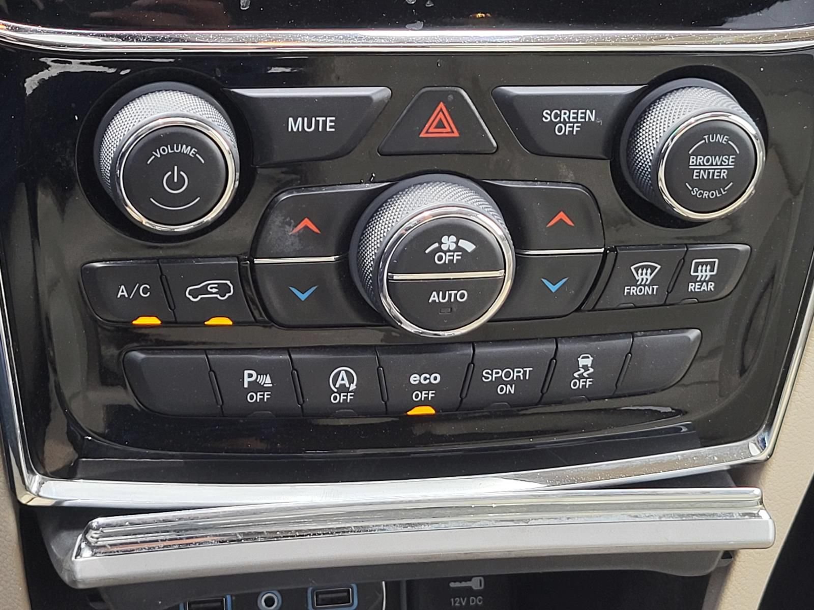 Used 2019 Jeep Grand Cherokee Limited RWD image 32