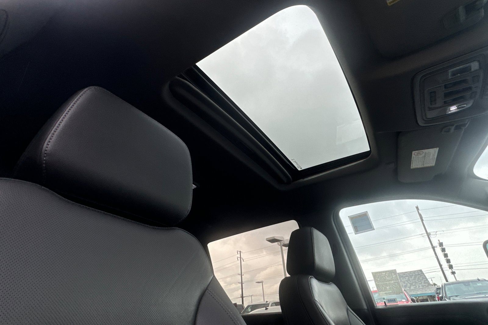 Used 2021 Chevrolet Silverado 2500 LTZ w/ Z71 Chrome Sport Edition image 20