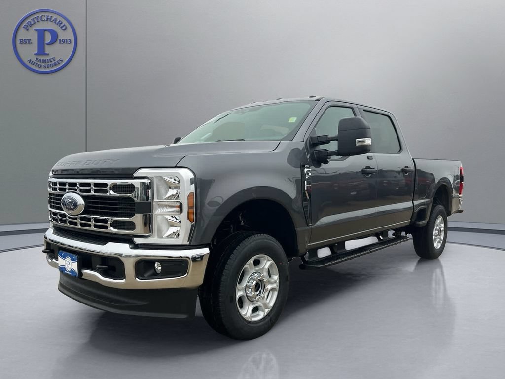 New 2026 Ford F350 XLT w/ 360-Degree Camera Package AWD/4WD image 3