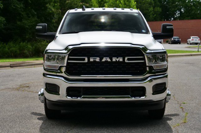 Used 2024 RAM 3500 SLT w/ Quick Order Package 2YG SLT AWD/4WD image 5