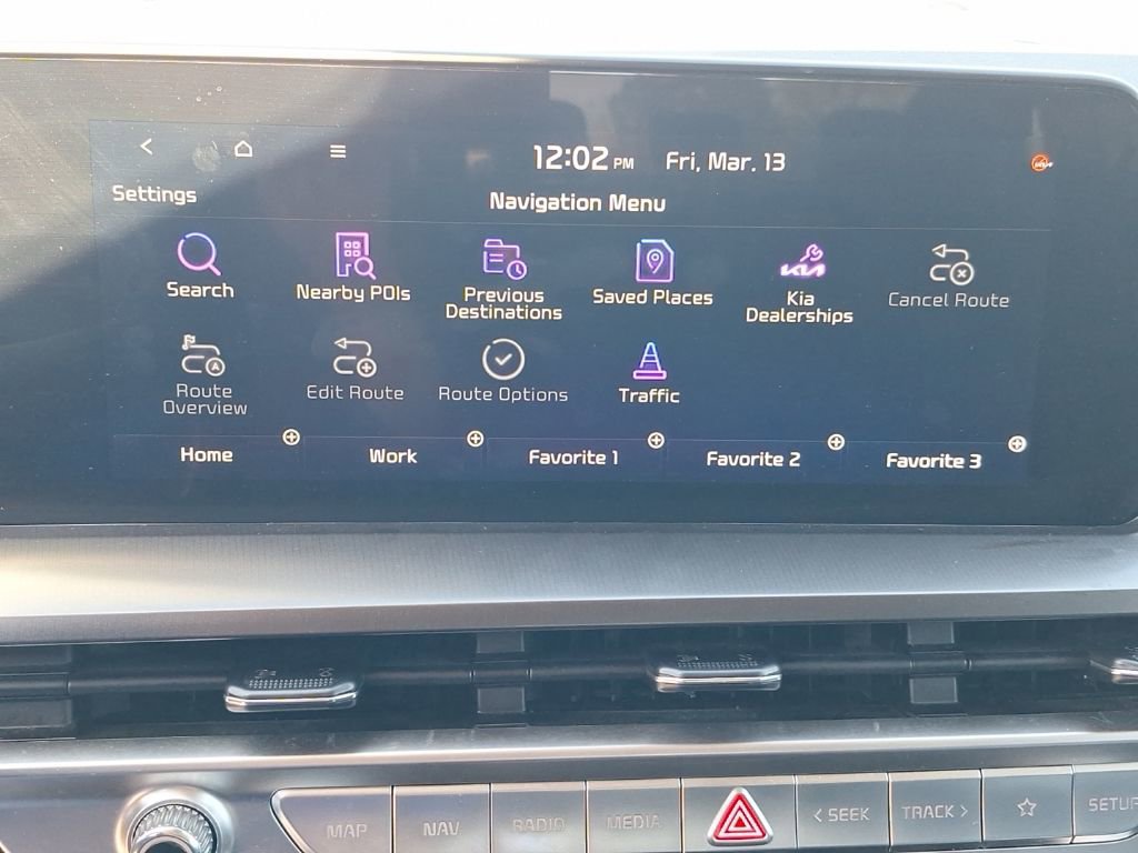 Used 2025 Kia Telluride S image 38