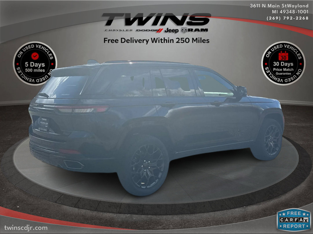 New 2025 Jeep Grand Cherokee Summit image 3