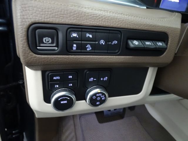 Certified 2021 GMC Yukon XL Denali w/ Denali Premium Package image 15