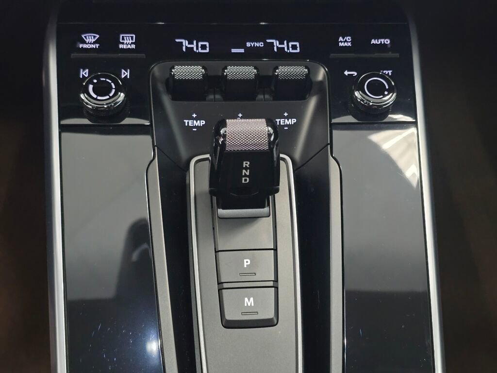 Certified 2022 Porsche 911 Turbo image 42