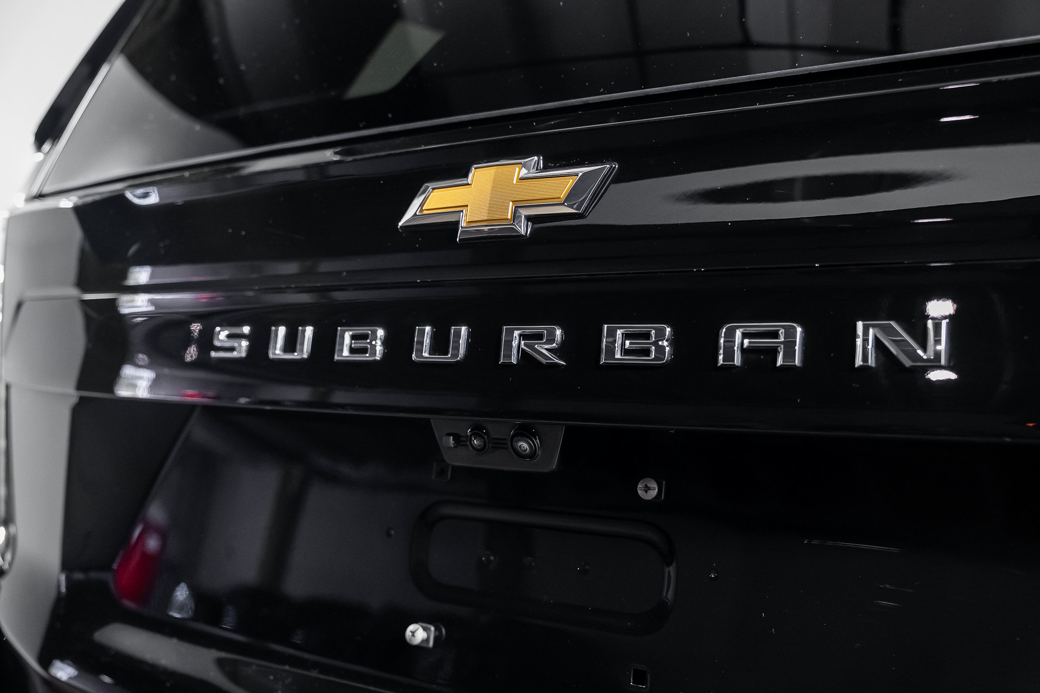 Used 2026 Chevrolet Suburban High Country AWD/4WD image 25