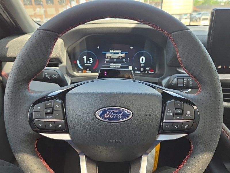 New 2026 Ford Explorer ST-Line AWD/4WD image 31