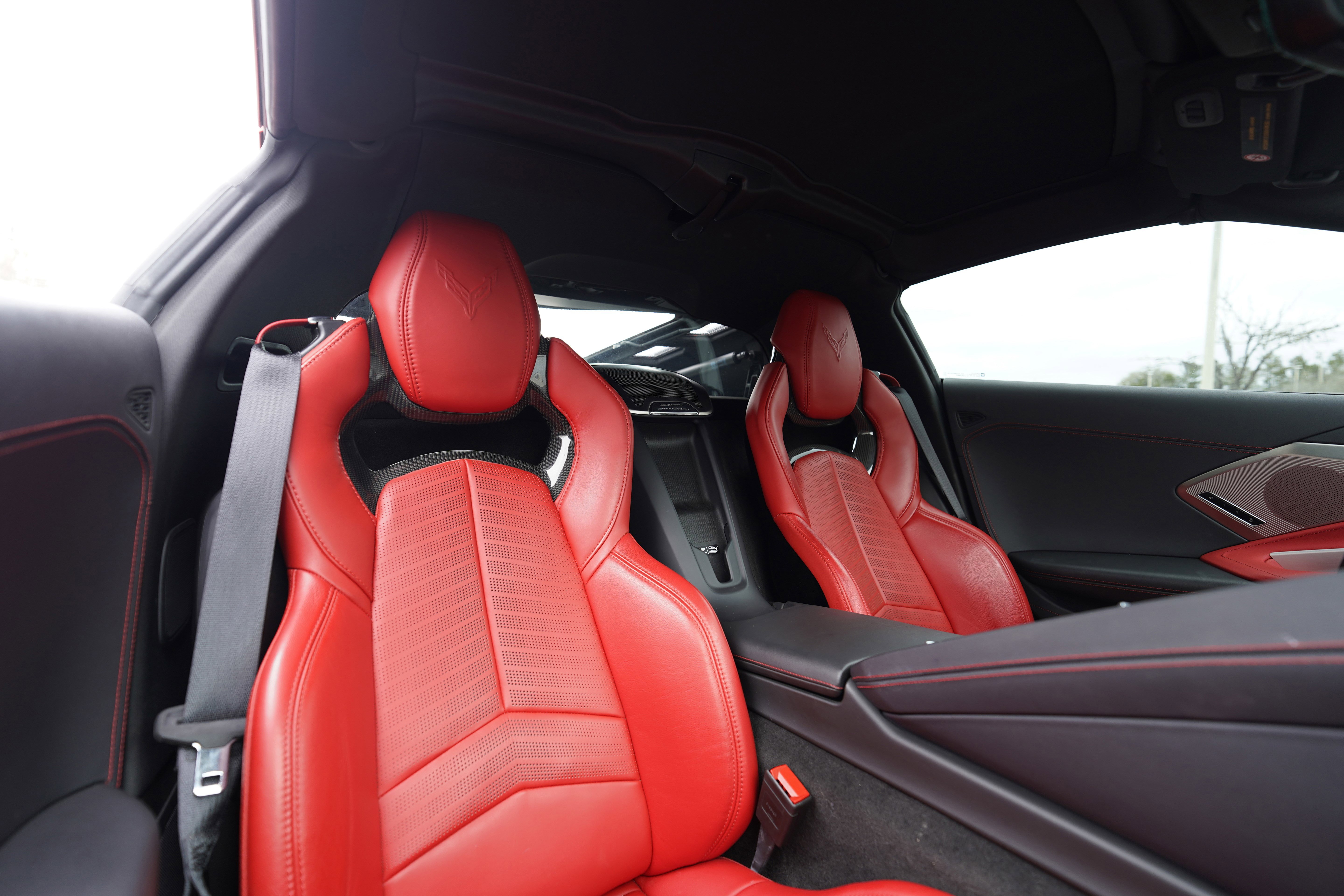 Used 2025 Chevrolet Corvette Stingray Preferred Cpe w/ 2LT RWD image 14