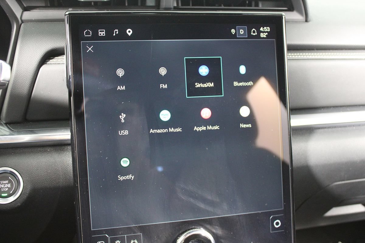 Used 2026 GMC Terrain Elevation FWD image 18