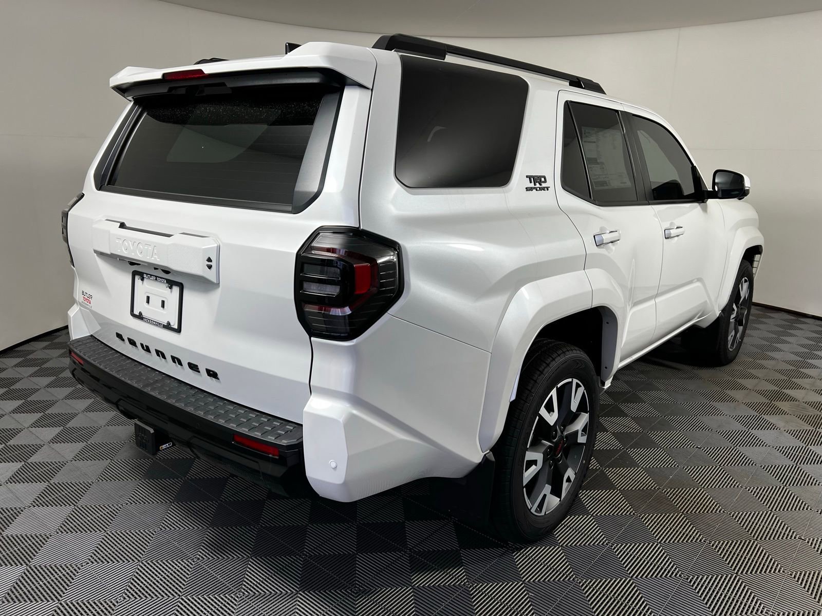Certified 2025 Toyota 4Runner TRD Sport image 5