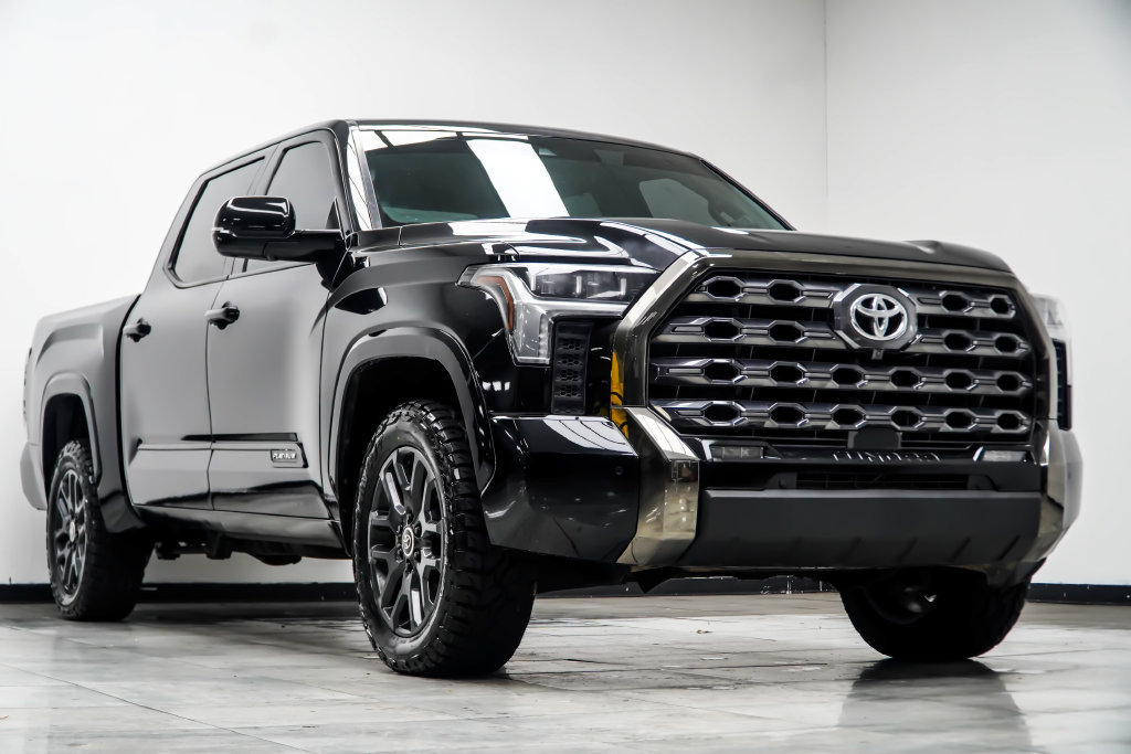 Used 2024 Toyota Tundra Platinum AWD/4WD image 8