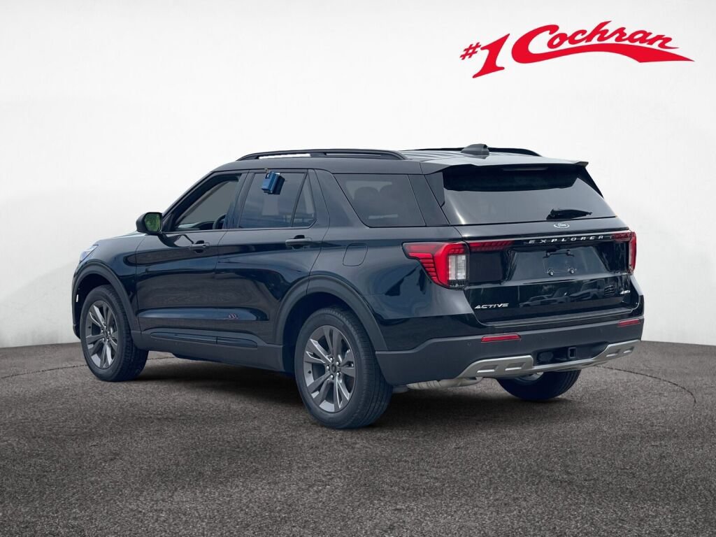 New 2026 Ford Explorer Active w/ Active Comfort Package AWD/4WD image 4