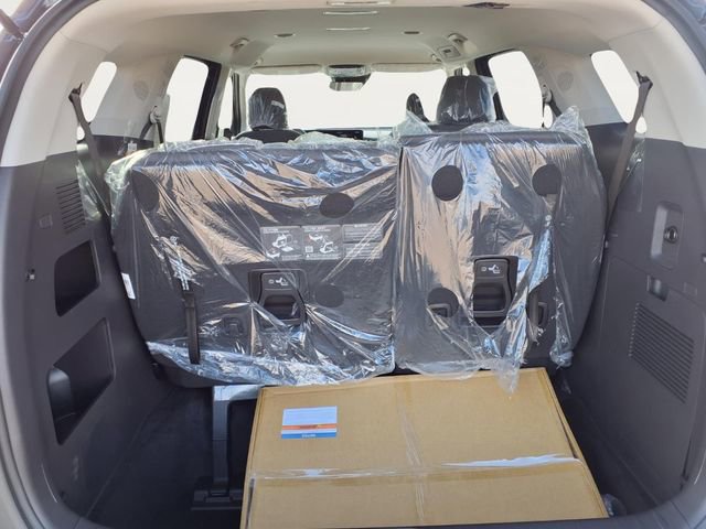 New 2026 Kia Carnival LX FWD image 17